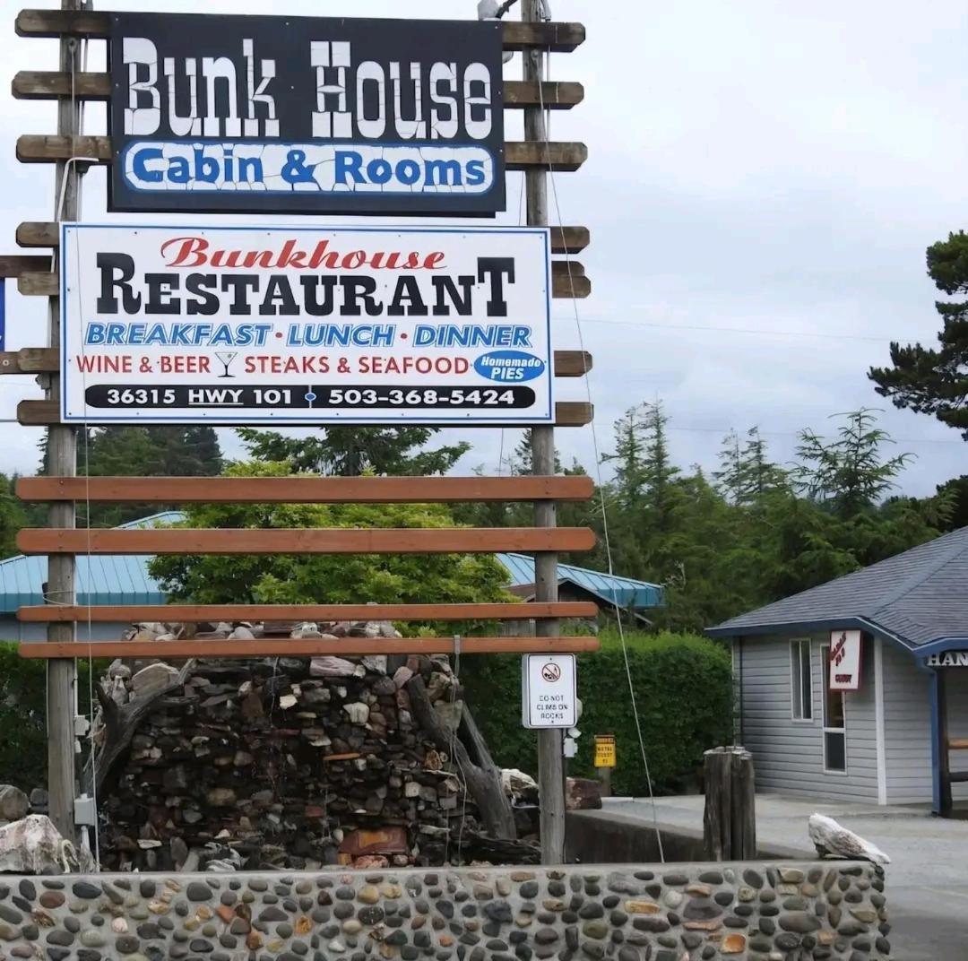 The Bunkhouse Motel Nehalem Экстерьер фото